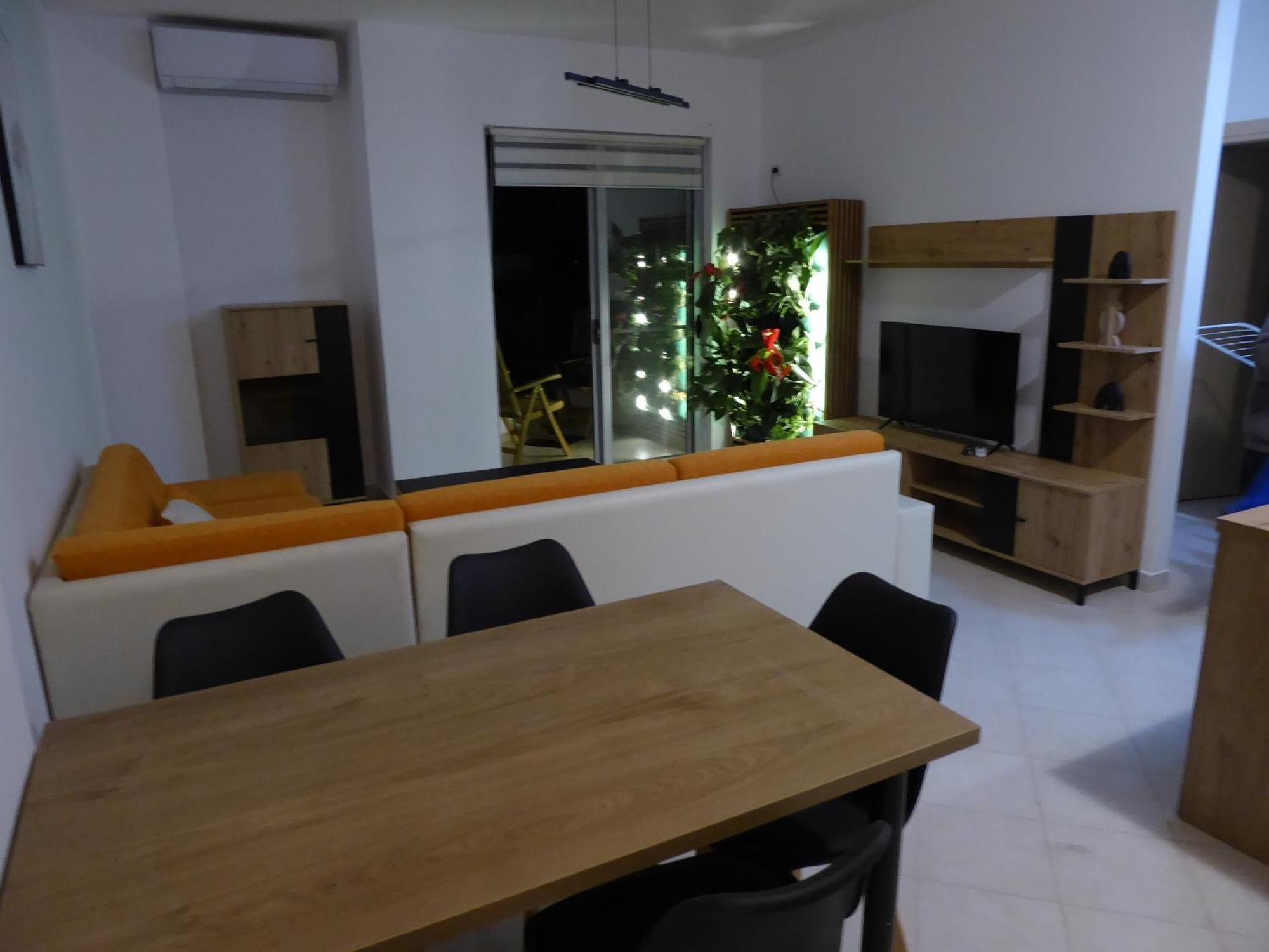 Sea View Garden Spot Apartament *